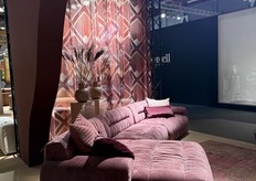 De EasySofa stand valt altijd op door het gedurfde kleurgebruik.