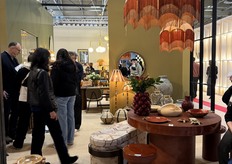 Een blik in de stand van Chehoma.