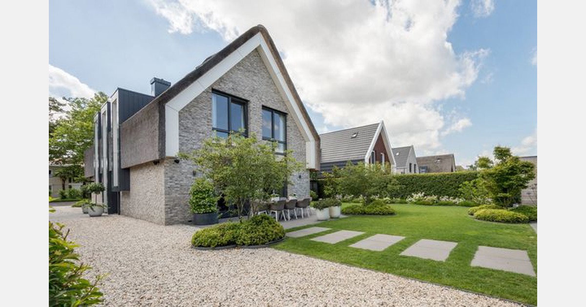 'Hypotheekaanbieders verlagen tarieven nog niet, ook al daalt de rente' - Wonen360.nl