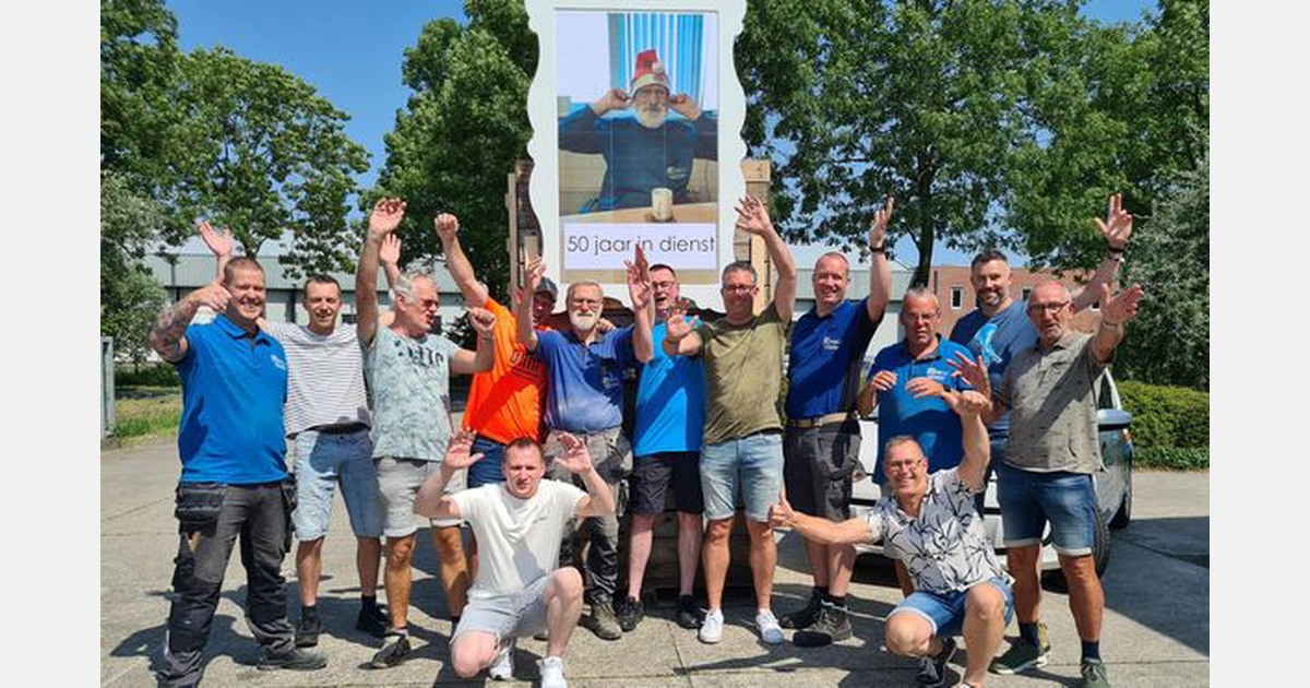 50 jaar in dienst bij Robbe Interieurbouw - Wonen360.nl