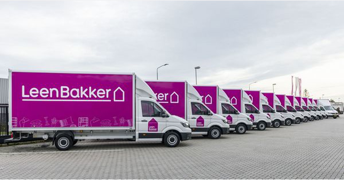 Adviseurs Leen Bakker aan huis rijden volledig elektrisch - Wonen360.nl