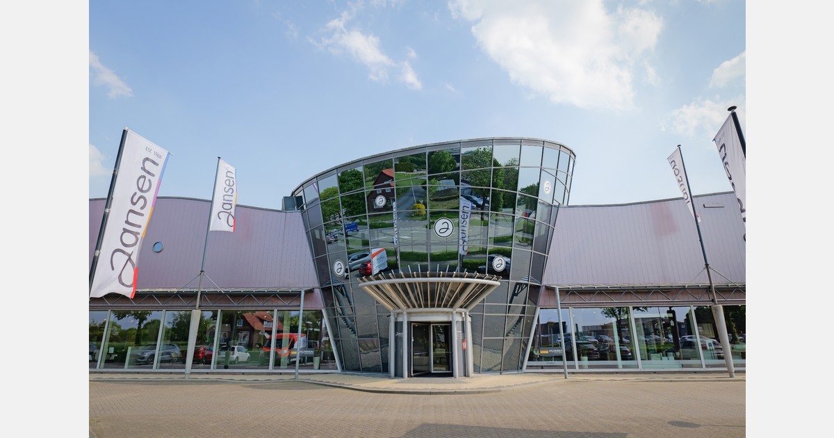 Vernieuwde keukenshowroom Jansen Totaal Wonen opent feestelijk in Huissen