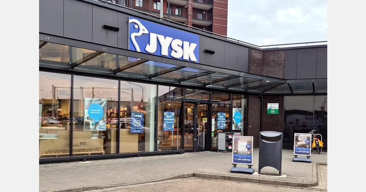 JYSK heropent winkel in Terneuzen na grote verbouwing