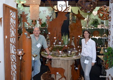 Arjen Vanleuven en Ina Gauquier maken met OKE Decorations een debuut op Trendz. Het Belgische bedrijf heeft hiervoor gekozen omdat de Nederlandse markt volgens hen veel potentie heeft. OKE staat voor Europese fabricage.