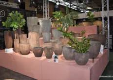 Pottery Pots, leverancier van bloempotten in alle vormen en maten, toonde in Parijs tal van nieuwe modellen.