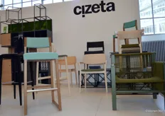 Het verhaal van Cizeta begon meer dan 35 jaar geleden en is altijd verbonden geweest met de productie van stoelen. De stoelen zijn vooral bestemd zijn voor de contractsector.