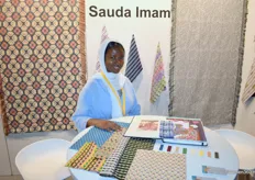 Voor de eerste keer kreeg ook jong talent kans om zich te tonen op Decosit. 
Sauda Imam uit Engeland toonde veelkleurige, met de hand geweven textielproducten. Ze houdt van tradities die ze in een nieuw jasje steekt.