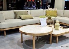 Maui van Applebee is ook te verkrijgen in een teak-uitvoering.