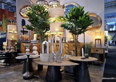 Een blik op de stand van Hoogendam Interiors. Onder het label ‘by Mooss’ biedt het een breed assortiment lifestyle- en woonaccessoires.