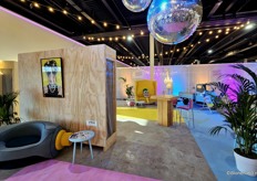 Hotspotz is een inspirerende area op de vernieuwde bovenverdieping van Evenementenhal Gorinchem met daglicht.