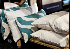 Ook had Rogon een lijn buitenkussens mee naar de beurs.