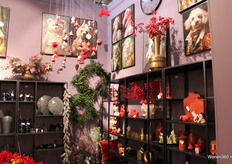 De najaarscollectie is goed gevuld met kleurrijke producten en dierlijke schilderijen bij Homebound.