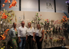 V.l.n.r. Ramona, Nijs, Dirma en Senna zijn aanwezig met POPPINGart op Trendz.