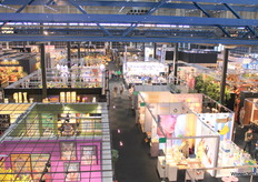 Helikopterview van de vakbeurs.