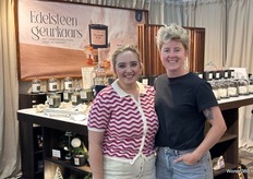 Pottie Pot was ook dit jaar weer aanwezig met Nomi (links) en Lotte Linders Gommers.