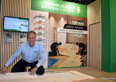 Frank Bossers in actie namens Unifloor, leverancier van vloerbedekkingen met focus op tapijt en projectoplossingen.