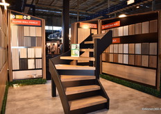 Een kijkje in de stand van FloorLabs, bekend om zijn innovatieve vloerconcepten en –materialen, gericht op design en functionaliteit.