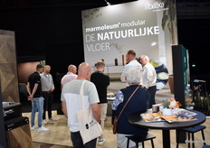 ... waar ook het merk Forbo Flooring, specialist in linoleum, vinyl en projectvloeren met duurzame productlijnen, werd getoond.