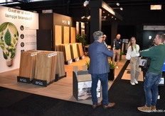 Intercombi en Enia toonden hun nieuwste vloerencollecties.