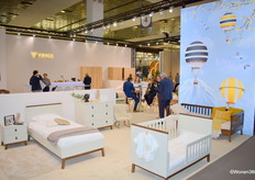 Vipack NV heeft vast een goede beurs gedraaid, want een teamfoto maken lukte telkens niet...