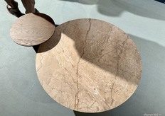 Deze salontafels van Metaform deden het bij de bezoekers volgens eigenaar Carlo erg goed.