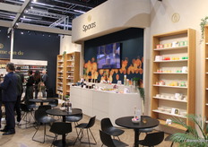 De geurrijke stand door Spaas.