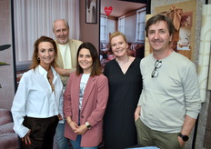 Het team van Eijffinger, met van links naar rechts Mischa, Jan, Selma, Wendy en Bart.