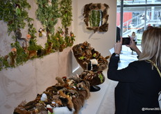 Uniek en gewaagd dierendesign bij AP Collection, dat vaak gefotografeerd werd.