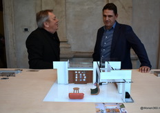 Een project van Frits Jurgens naar een ontwerp van Iris van Gelder.