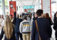 Op 's werelds grootste designbeurs staan ook vele tientallen Nederlandse en Belgische exposanten, die alle door de redactie van Wonen360 zijn bezocht.