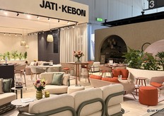 Een gevarieerde collectie bij Jati Kebon in Milaan.