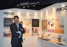 Berry Veldmans van het Belgische Pergo presenteerde hun commerciële vloeroplossingen.