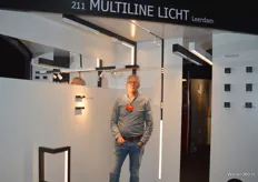 Elmer Scheers presenteerde de mooie designs van Multiline Licht. Unieke verlichtingsarmaturen die zowel intern als extern toepasbaar zijn.