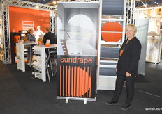 Petra Hengelman lichtte de speciaal op maat gemaakte raambekleding toe van Sundrape.