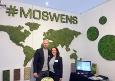 Rens en Ellen van Moswens.nl maken moswanden, schilderijen en akoestische (mos)panelen.
