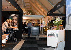 Een blik op de stands van Voets Natuursteen constructies, Klafs en Gardano. 