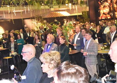 Links fotograaf Henk van Esch van de Telegraaf, die de nodige plaatjes schoot.