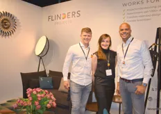 V.l.n.r. Wouter Vet, Philippine de Wit en Dirk-Jan Pruiksma van Flinders Projects, dat zakelijke klanten help met het creëren van mooie en functionele ruimtes.