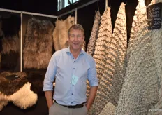 Erik Roelofs van Natural Luxury, gespecialiseerd in het importeren en distribueren van luxe woonaccessoires die hun oorsprong vinden in onze natuur.