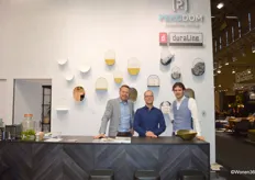 V.l.n.r.: Arnold Kamperman, Martijn Schönfeld en Kevin Mosshol van de Fetim Group. Het bedrijf presenteerde er Duraline en Pekodom producten, gericht op de retailinrichting.