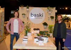 'Het allereerste designmerk voor plantenkleding', dat is hoe eigenaar Freek Jautze (links) zijn merk Baski beschrijft. Samen met Joost van Rheenen staat hij voor het eerst met zijn bedrijf op de beurs.