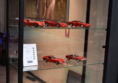 SDB liet diverse vitrinekasten voor de consumentenmarkt zien.