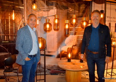 De accountmanagers Marc Kouters en Remco van Woudenberg stonden er namens Masterlight, zij lieten bezoekers de laatste trends op verlichtingsgebied zien.