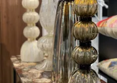 JML Home Collection van Jean Marc Lambert kenmerkt zich door eigen gemaakte en ontworpen lampenvoeten. Gesigneerd door de kunstenaar zelf.