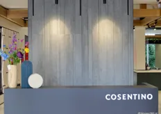 Bij binnenkomst in het pand aan de Van Baerlestraat in de Nederlandse hoofdstad valt gelijk op dat Cosentino leverancier is van werkbladen en dergelijke door de imposante balie.