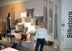 Agent Fieke Mallant-Rek was ook present op DWI. Silkeborg showde onder andere haar nieuwe kussens en plaids.