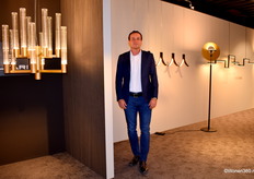 Salesmanager Johan Vos van Ilfari, sinds kort in het ETC. Het bedrijf is een gerenommeerde speler in designverlichting. Opvallende, eigentijdse verlichting, waarbij een combinatie wordt gemaakt van Europese hoogwaardige materialen en excentrieke ontwerpen.