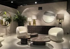 Rapture Interior Luxury ontwerpt en presenteert creatieve en bijzondere meubels, verlichting en accessoires.