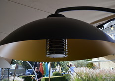 Zeven jaar geleden begon het verhaal van Heatsail, toen Luc Teblick en Philip Dubois op een terras in Antwerpen zaten. Ze vroegen zich af waarom heaters altijd zo lelijk zijn. Vanuit deze gedachtegang werd het eerste model geboren: de DOME.