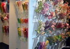 Een regenboog aan bloemen op de stand van HBX Natural Living Home.